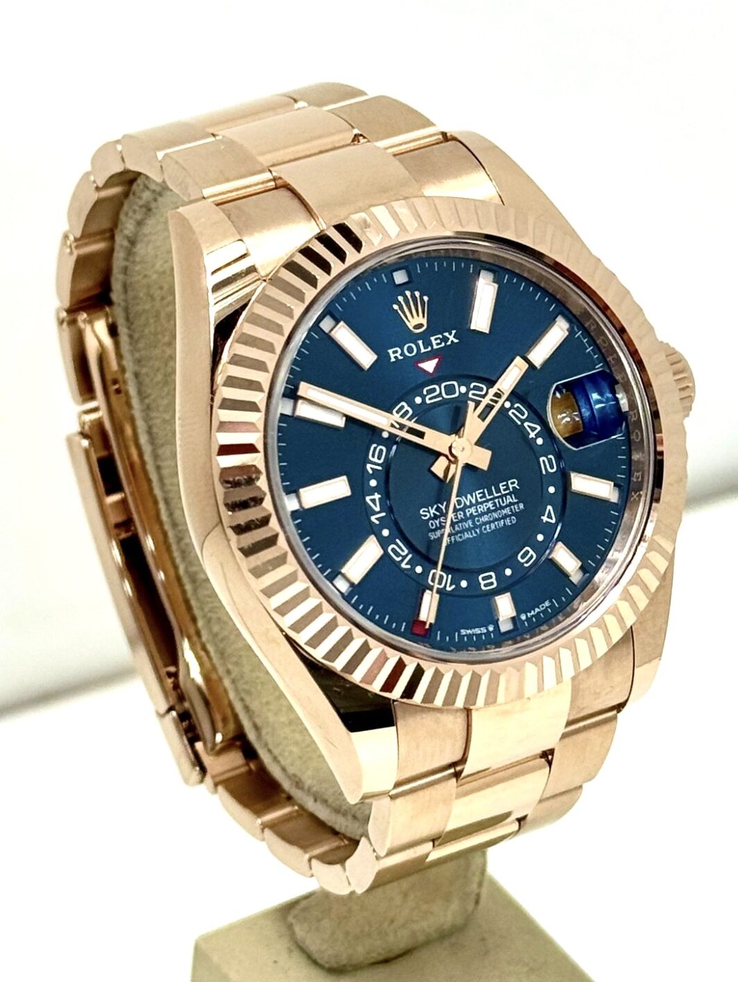 Rolex Sky-Dweller Blue Dial 750 Rosßegold