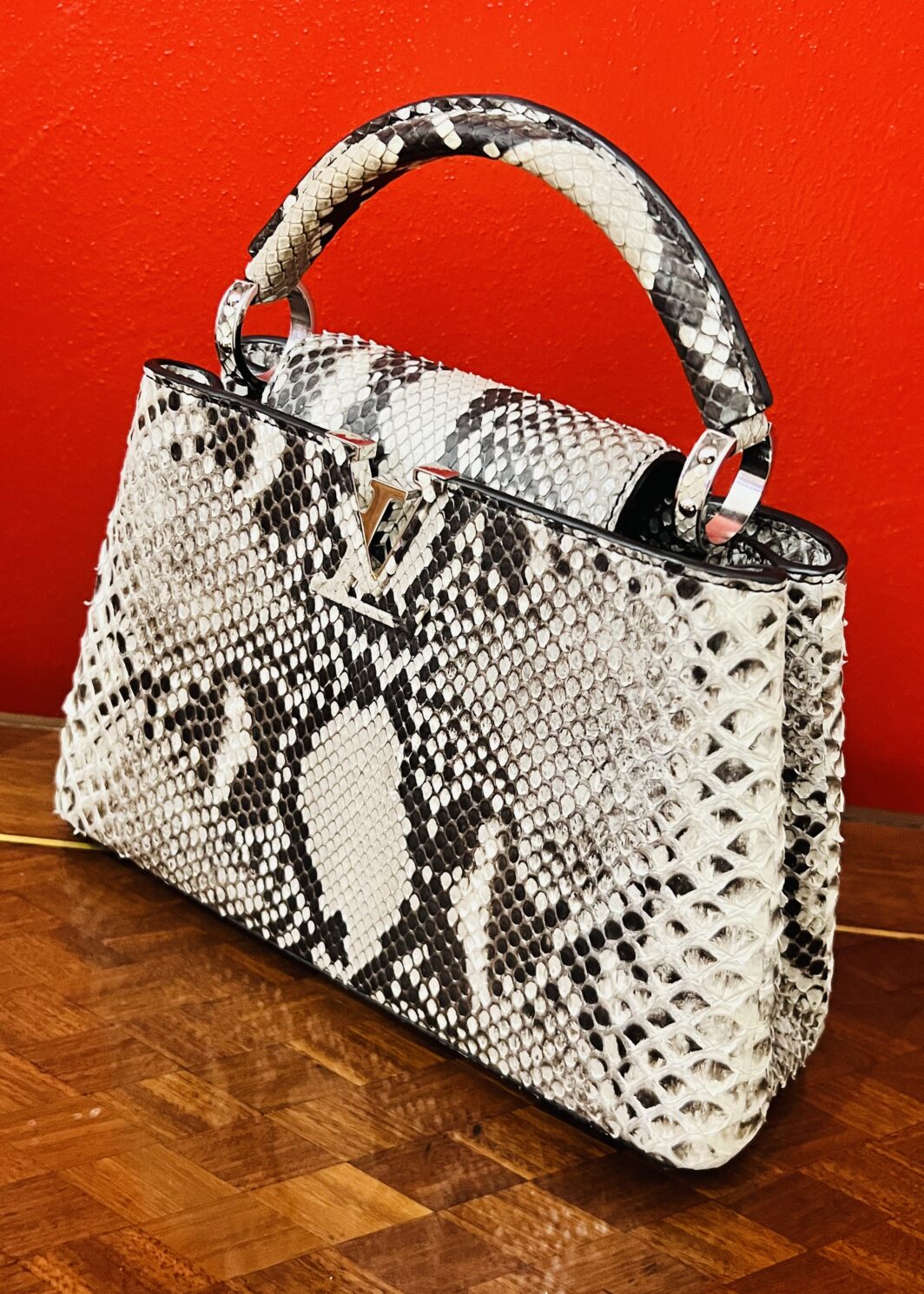 Louis Vuitton Python Capucines MM Python Naturel Tasche