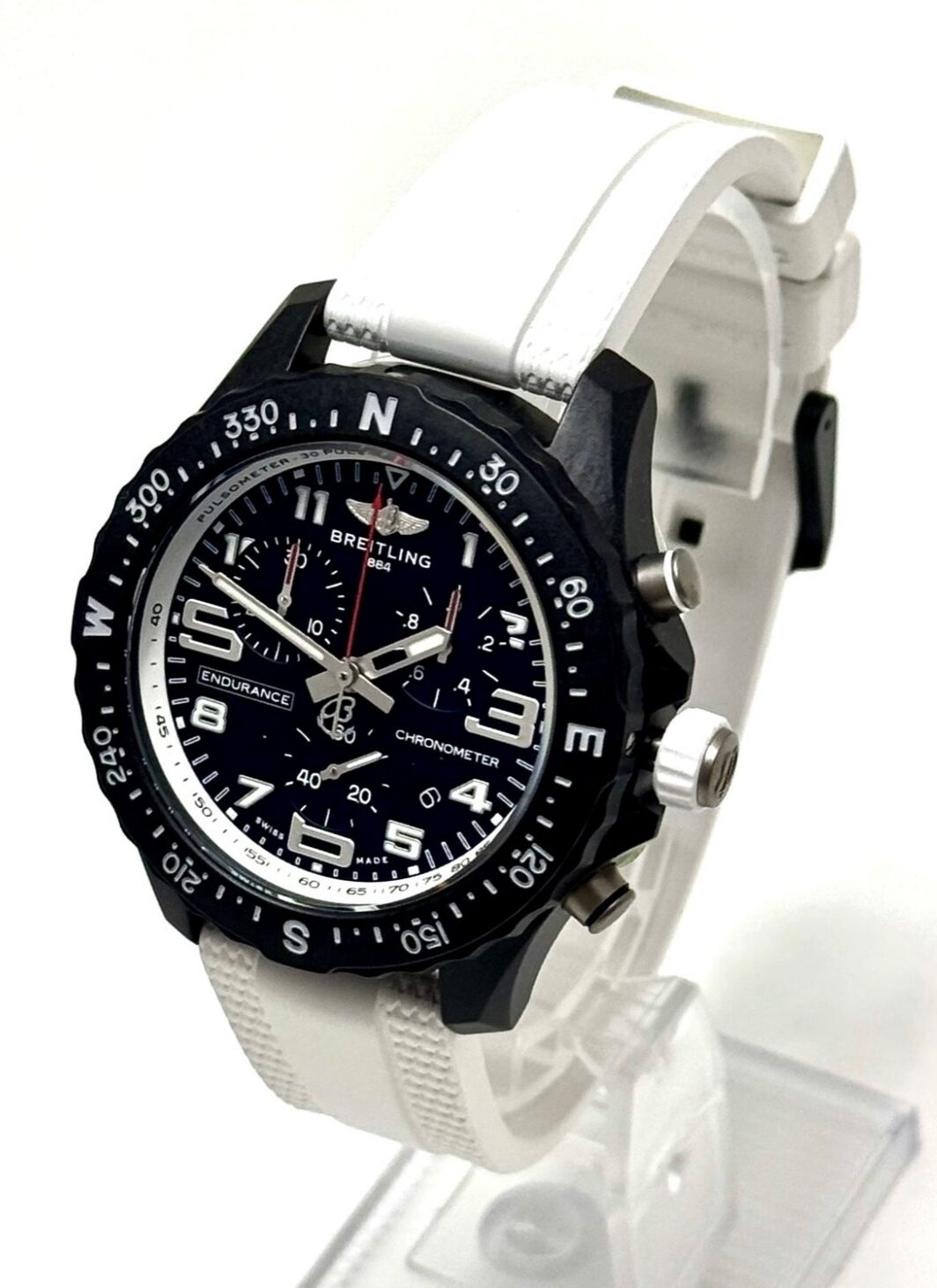 Breitling Endurance Pro 38 in Weiß NEU Box und Papiere 2026