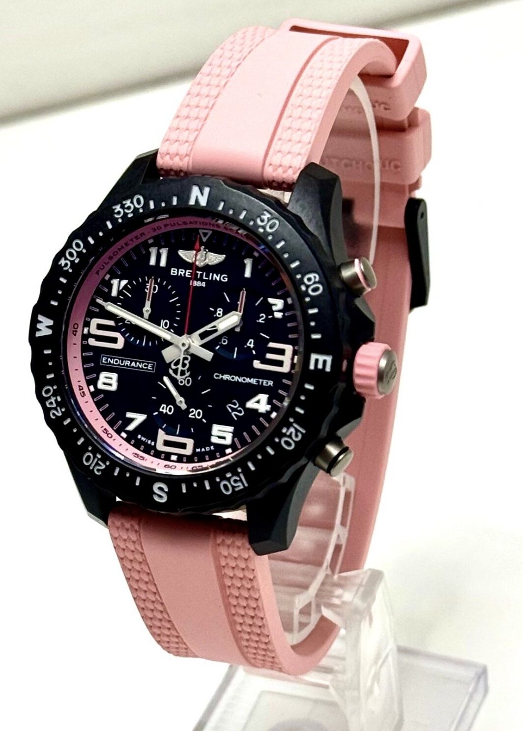 Breitling Endurance Pro 38 in Pink NEU Box und Papiere 2026