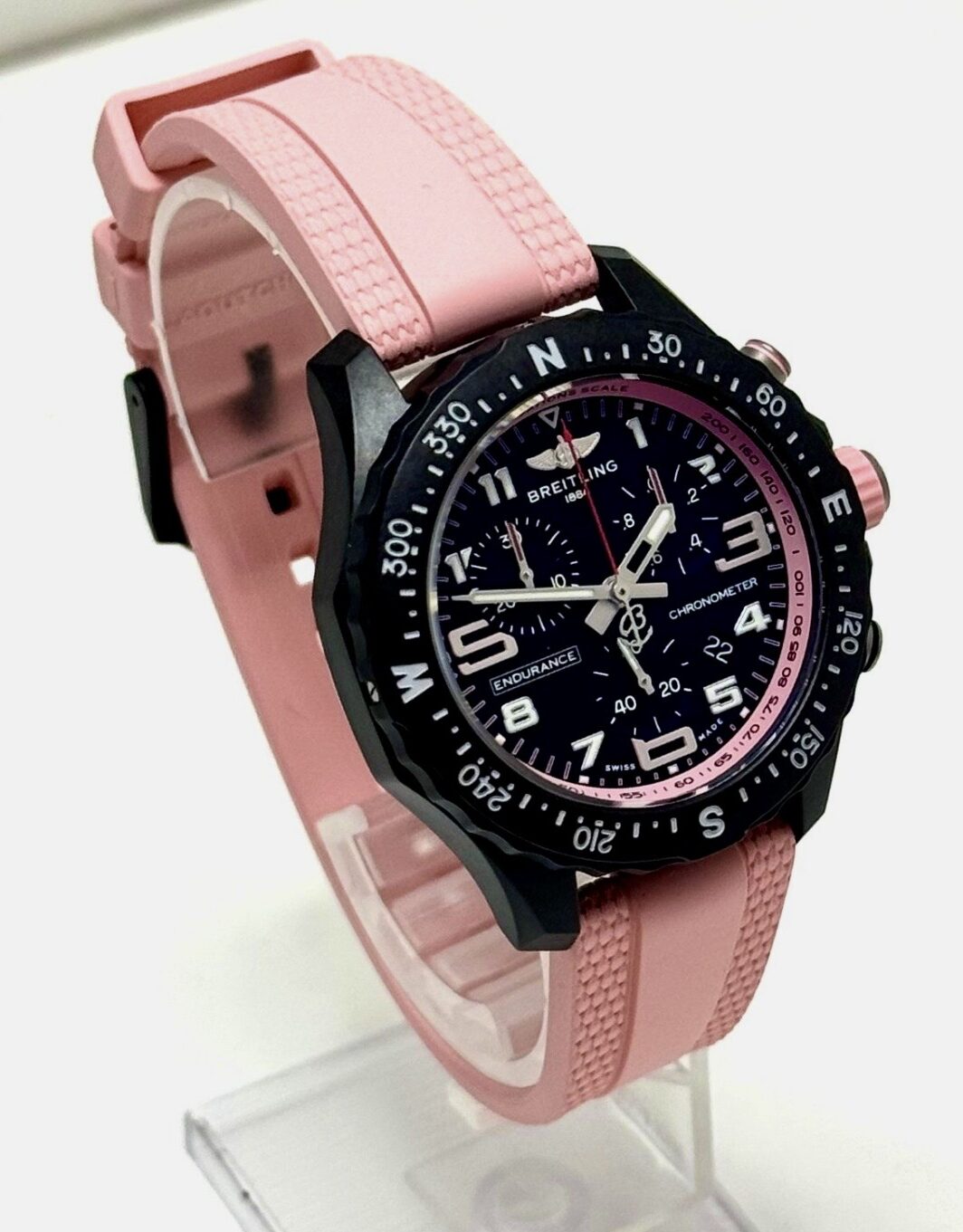 Breitling Endurance Pro 38 in Pink NEU Box und Papiere 2026